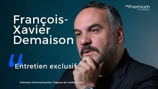 Miniature : Interview de François-Xavier Demaison : du 11 septembre à la scène, un parcours d'audace