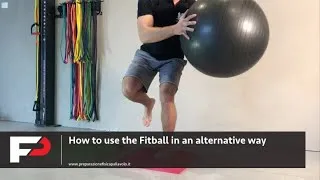Miniature : How to use the fitball in an alternative way - Physio