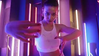 Miniature : Je suis forte 💥 | أنا قوية (Official Song) | Strong Independant Woman 🔥