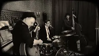 Miniature : HOT SWING TRIO