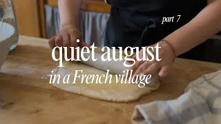 Miniature : a solar eclipse, dinner with neighbors, and the first breath of autumn