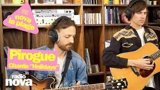 Miniature : Pirogue chante "Holidays" - Nova la plage