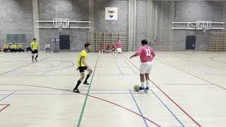 Miniature : 01.Match championnat FUTSAL P4 2025/2026 EDC IXELLES vs FUTSAL SKYRUNNERS BXL 3-7(1)