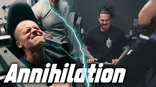 Miniature : On s'annihile sur des machines NAUTILUS et PREDATOR STRENGTH | [VLOG entraînement]