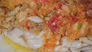 Miniature : 233: Poulet assaisonné avec différents assaisonnements tout usage, avec sa sauce aux poivrons 😍🔥.