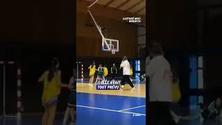Miniature : Tomber pour mieux se relever comme on dit 😁 #basketball #baller #basketballplayer