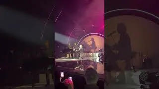 Miniature : Véronique Sanson - Amoureuse (live @Palais des Sports - Dôme de Paris 23.03.2023)
