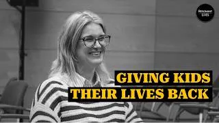 Miniature : Curing rare diseases: Rebecca's quest for hope & innovation | Resonant Lives