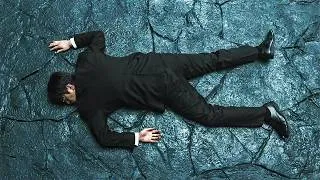 Miniature : Pour s'être moqué de la mort, un homme est condamné à mourir 12 fois dans différentes vies