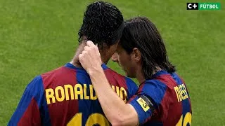 Miniature : When Ronaldinho and Messi Couldn't Stop Finding Each Other