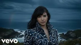 Miniature : Indila – Love Me Today (Officiel Music video)