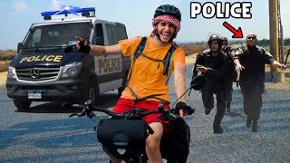 Miniature : I escaped the Egyptian police with a bike (800km chase)