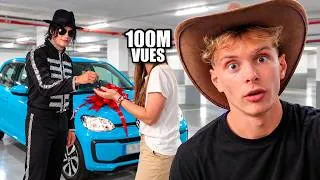 Miniature : J'offre une Voiture à Notre Créatrice (MICHAEL JACKSON LUI LIVRE)