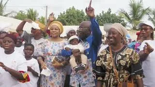 Miniature : SORTIE DU BEBE MIRACLE DE LA FAMILLE TOURE A SAMO
