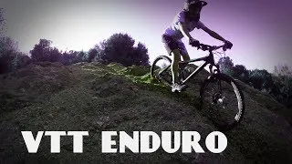 Miniature : VTT enduro ! descente , saut 150 abos !
