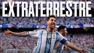 Miniature : LE FOOTBALL A SES DIEUX. ET PARMI EUX, TOUT EN HAUT, IL Y A LIONEL MESSI. 