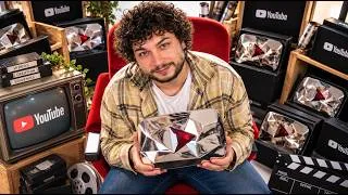 Miniature : Où sont passés TOUS les trophées des 100 MILLIONS d’abonnés ?