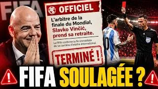 Miniature : 😱 L’ARBITRE QUI A FAIT POLÉMIQUE FACE À L’ARGENTINE QUITTE DÉFINITIVEMENT LE FOOTBALL !