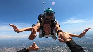 Miniature : OVER THE CLOUDS / Baptêmes saut en parachute en tandem / juin 2023