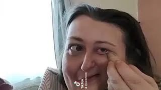 Miniature : je relève le make-up challenge avec un filtre déformant 💪 🤣