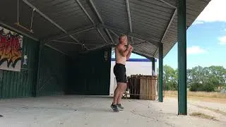 Miniature : S'entraîner seul : exemple de travail simple et rapide (SAVATE boxe française)