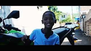 Miniature : Julian - Boukou Lorgey(Sc production)