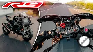 Miniature : J'AMÈNE LA R9 SUR L'AUTOBAHN 🚀 ESSAI TOP SPEED !
