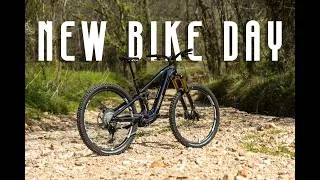 Miniature : NEW BIKE DAY!!!! Trek Fuel+ EX 9.8 XT Di2
