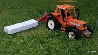 Miniature : FIAT 160 90 avec faucheuse Kuhn 