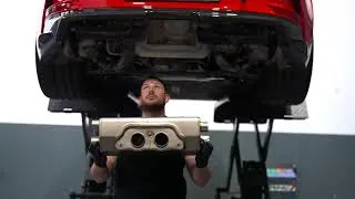 Miniature : Porsche 911 992 GT3 - Montage Ligne Complète Akrapovic par les Techniciens Shiftech