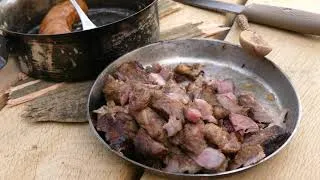 Miniature : Bushcraft kebab, no filter coffee, sami bag, quality time at lake