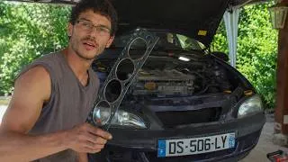 Miniature : Finalement le joint de culasse n'était pas un complot des garagistes.