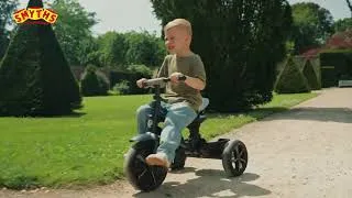 Miniature : Le Tricycle Évolutif Rito Star Pliable Gris Clair de Q Play est chez Smyths Toys !