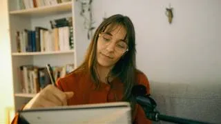Miniature : real french artist is drawing you (asmr)
