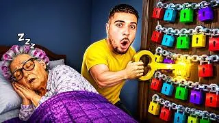 Miniature : SOUKA DOIT ÉCHAPPÉ A LA MAISON DE GRAND MÈRE sur ROBLOX !