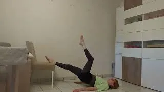 Miniature : Renforcez vos grands fessiers au sol et avec une chaise
