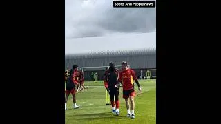 Miniature : Mondial 2026 : À l'Entraînement de la Sélection Nationale de Belgique... La Bonne Humeur Prime ! 