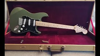 Miniature : Je monte un kit guitare style Stratocaster. /I'm building a Stratocaster guitar kit.