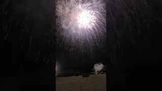 Miniature : Feu d'artifice sur le lac de Glomel 2025 en Bretagne