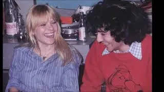 Miniature : France Gall  Aimer à l'imparfait sur un rythme endiablé avec un parfum d'eternité