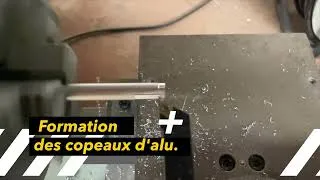 Miniature : lathe demo. machining aluminium