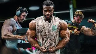 Miniature : Curl à 40kg avec un ancien force spéciale