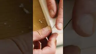 Miniature : Comment installer une moustiquaire pour fenêtre de toit, en applique ?