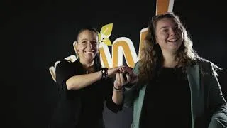 Miniature : Sam et Charlène de chez WHOW! passent sur le gril des questions!