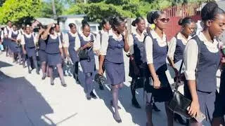 Miniature : Défilé de la FSI/MEBSH-Cayes