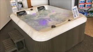 Miniature : TC Piscines - Spa - Spas Tonic by Peips dans notre showroom 3 à 6 places