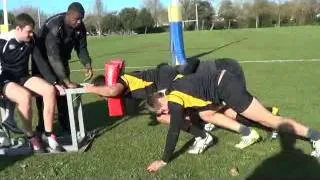 Miniature : Mêlée W Posture + Skill Sled
