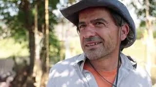 Miniature : Newzad Menaf Sedik, un artiste aux Jardins Partagés du Brivadois.
