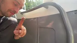 Miniature : VIVRE EN BUS encore de la PEINTURE 😱 regarder le résultat !!!