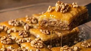 Miniature : Le véritable Baklava grecque (miel, noix et amandes)